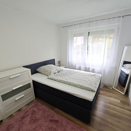 Fh-Naehe: Modernes Apt Mit Balkon Hof  Εξωτερικό φωτογραφία