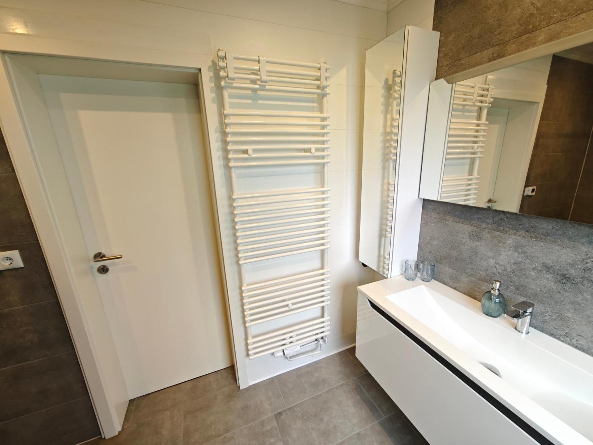 Fh-Naehe: Modernes Apt Mit Balkon Hof  Εξωτερικό φωτογραφία